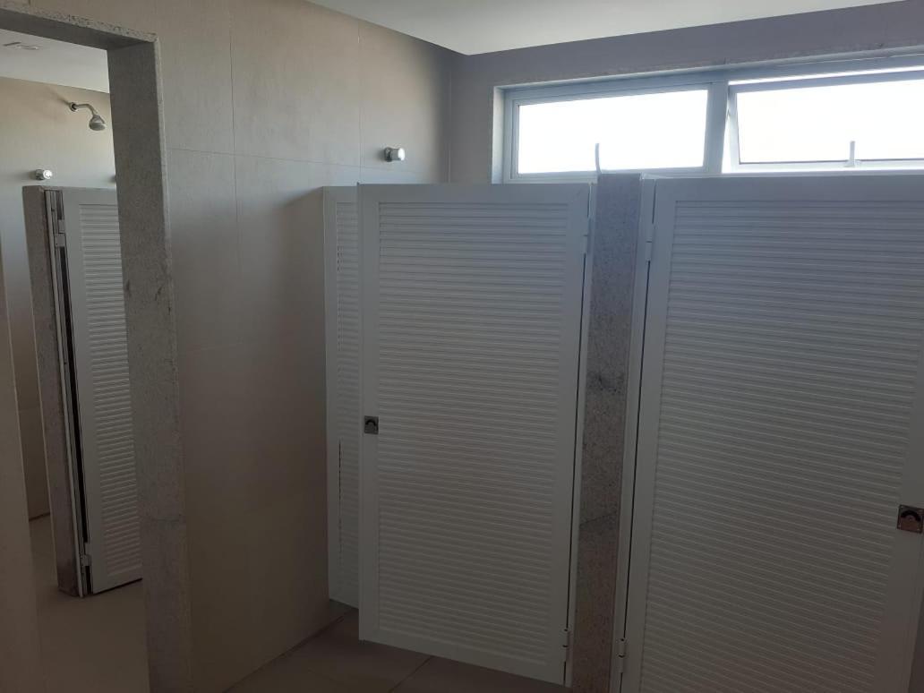 LL Suíte Praia - Condomínio Royale 4*